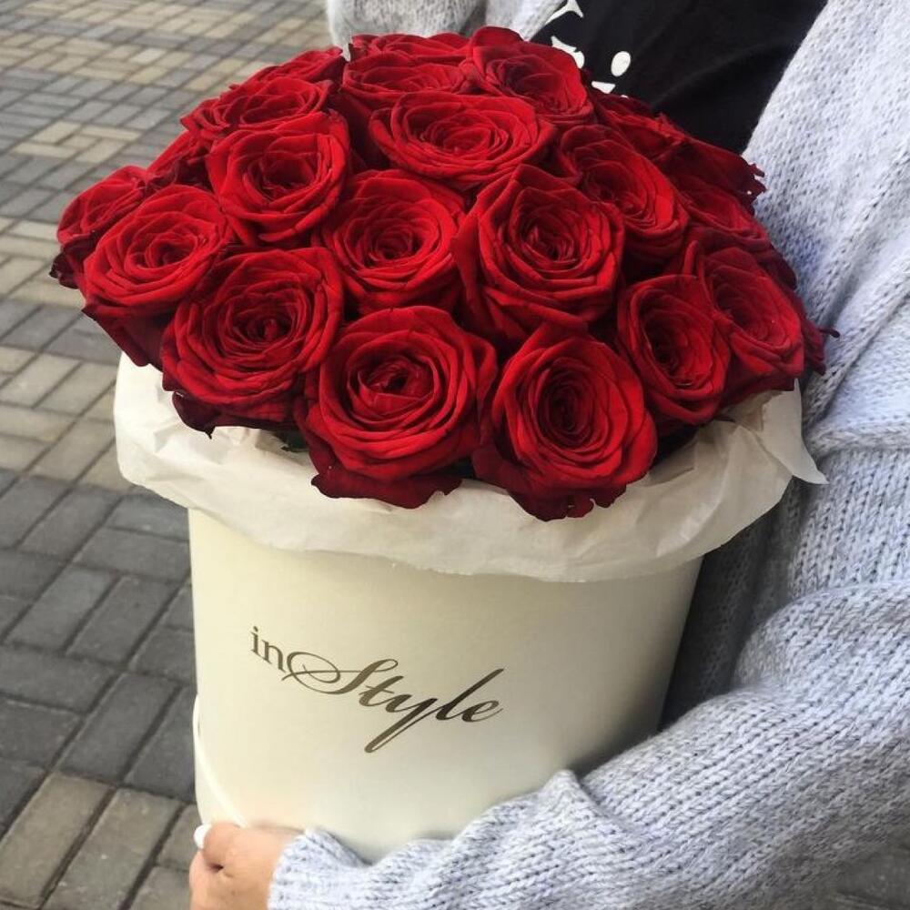 Цветы в коробке